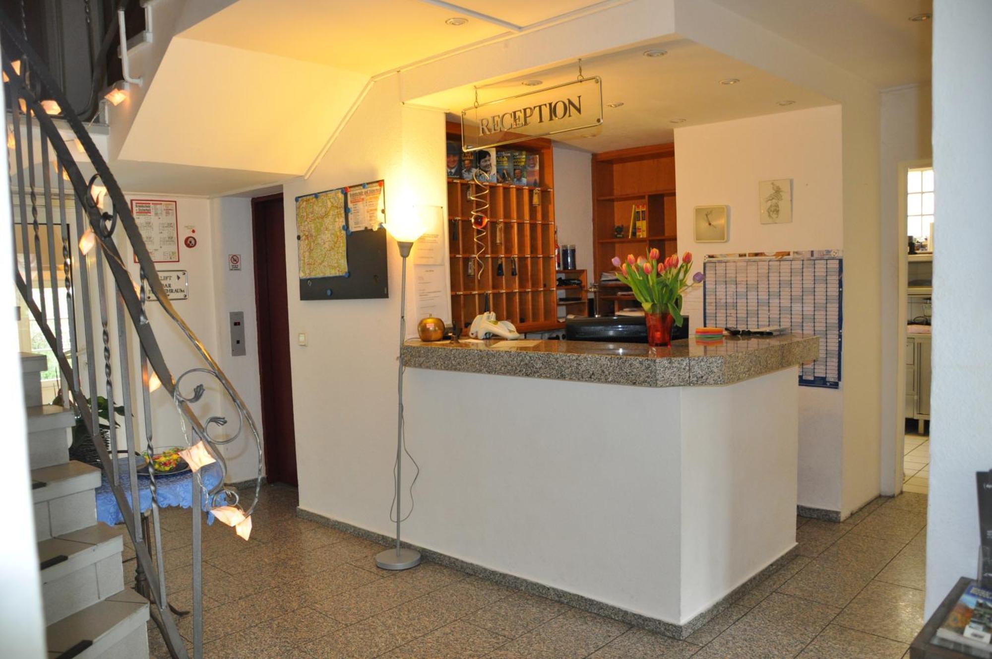 Hotel Hornung ดาร์มชตัดต์ ภายนอก รูปภาพ